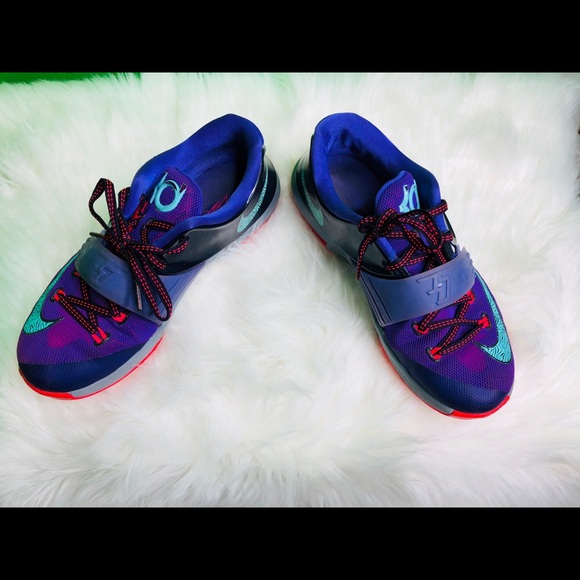 nike shoes for kids size 4